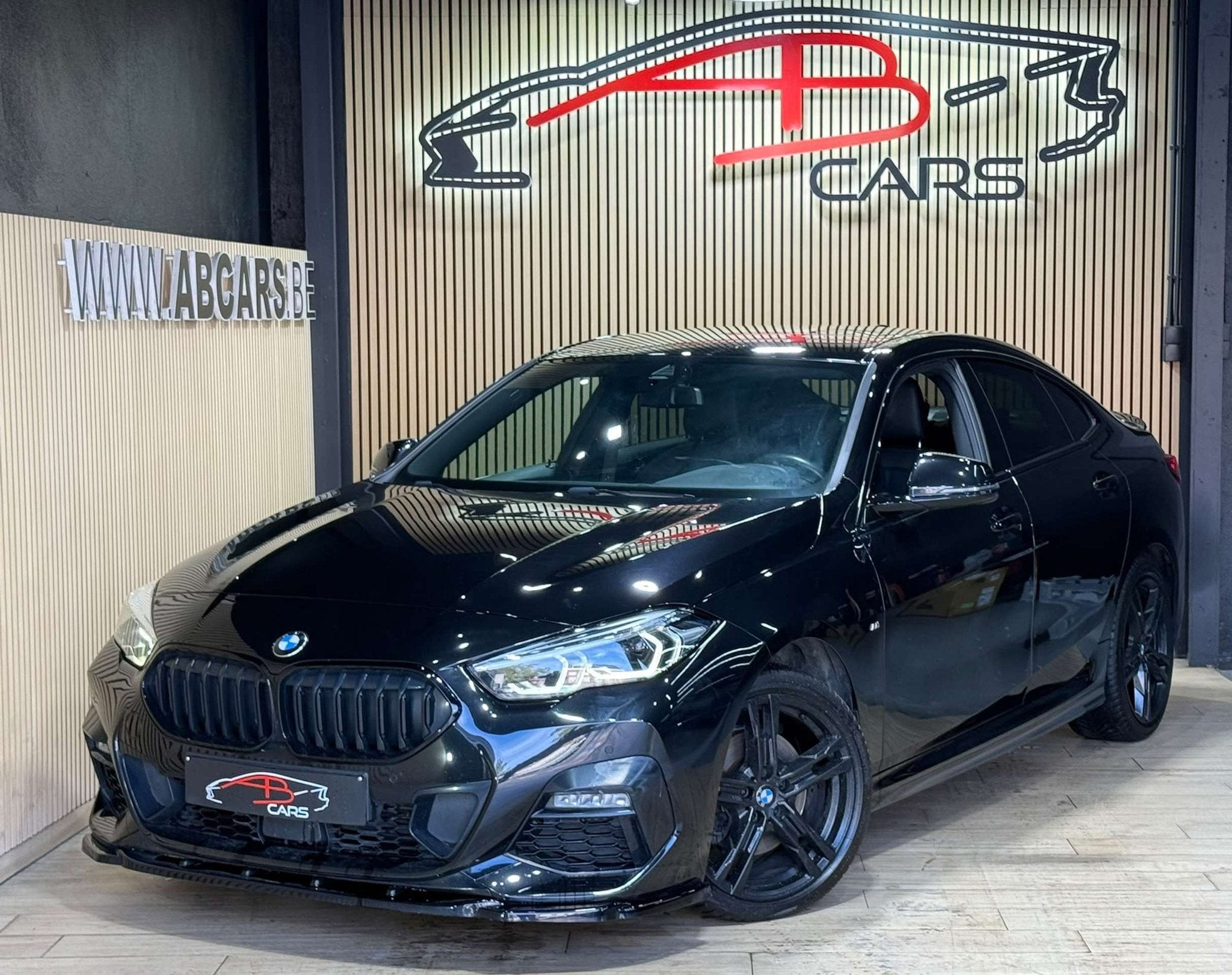 BMW 2 Serie 216 DA * Gran Coupé * PACK M PERFORMANCE * 1ER, Autos : Divers, 1496 cm³, Automatique, BMW, Noir