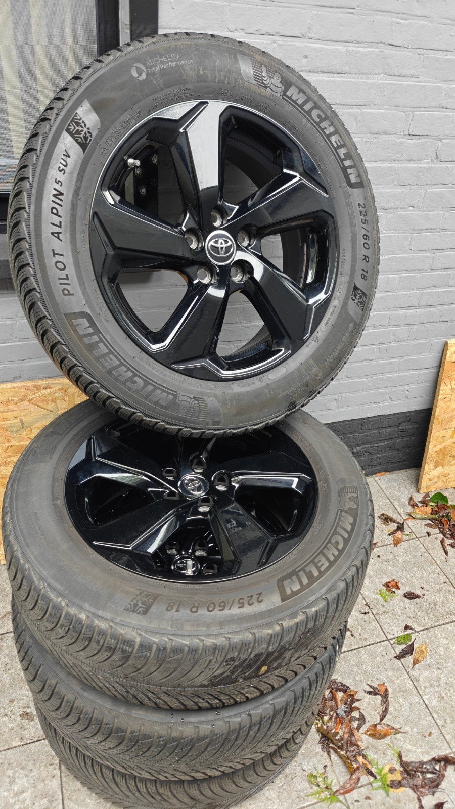 te koop originele toyota RAV-4 18 inch winterset, Auto-onderdelen, Ophalen, 18 inch, Banden en Velgen, Nieuw