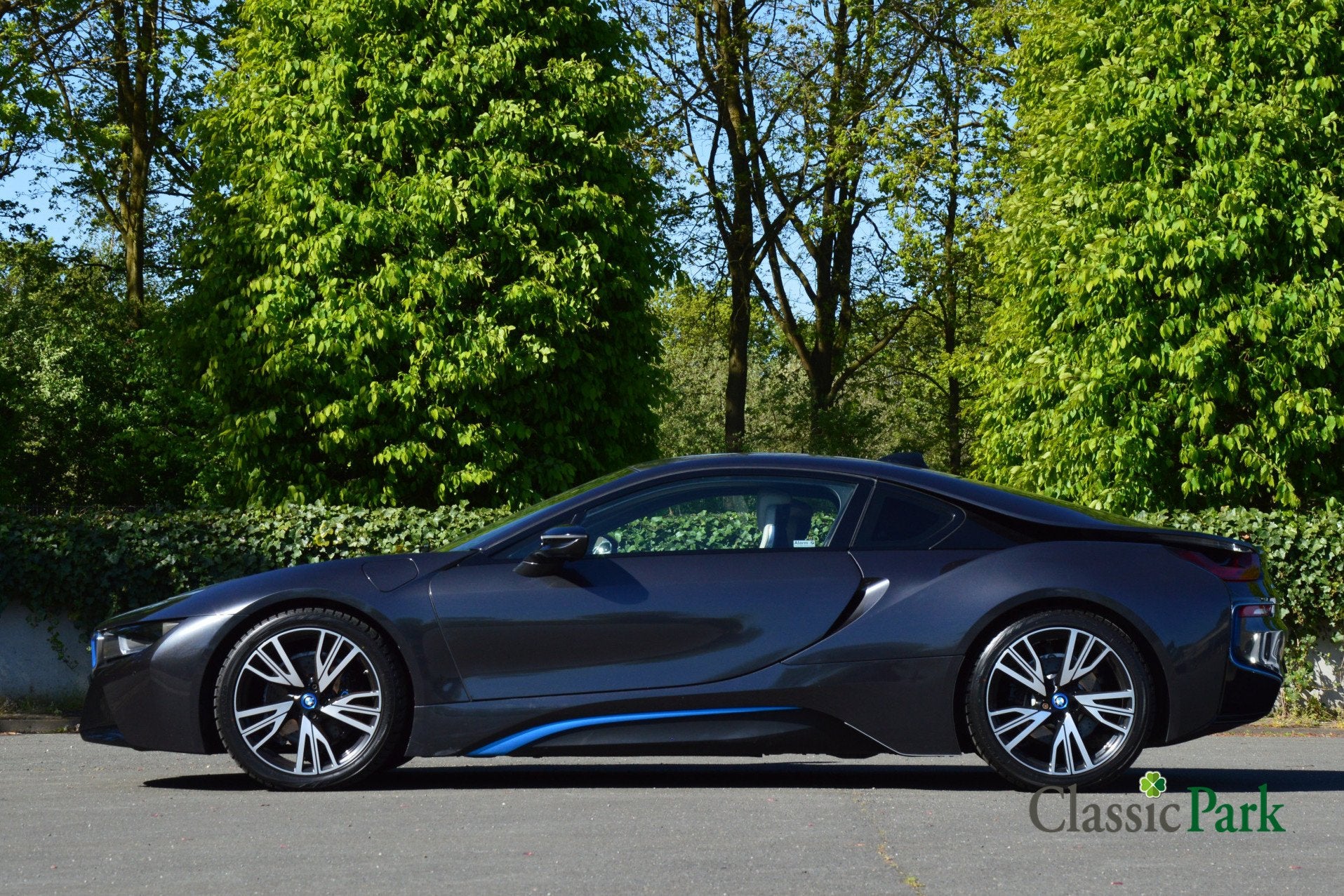 BMW i8 (bj 2015, automaat), Auto's, Automaat, Beige, Leder, Vierwielaandrijving