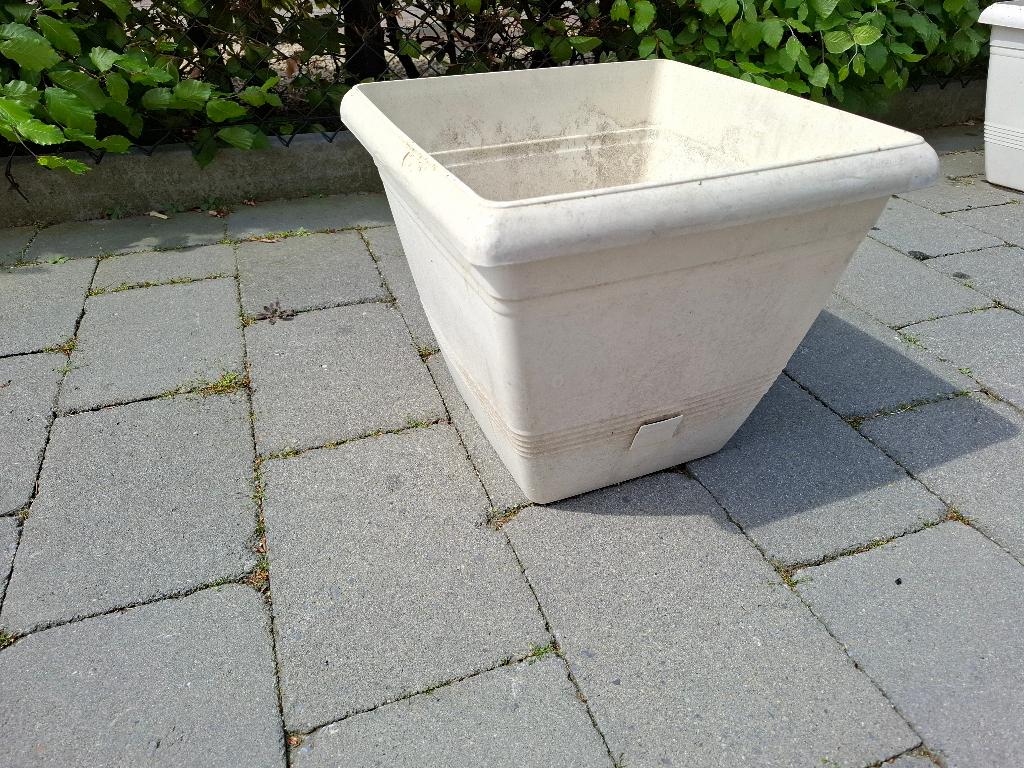 Bloempot vierkant, merk Grosfillex, met waterreservoir, Tuin en Terras, Kunststof, Gebruikt, Vierkant, Minder dan 40 cm