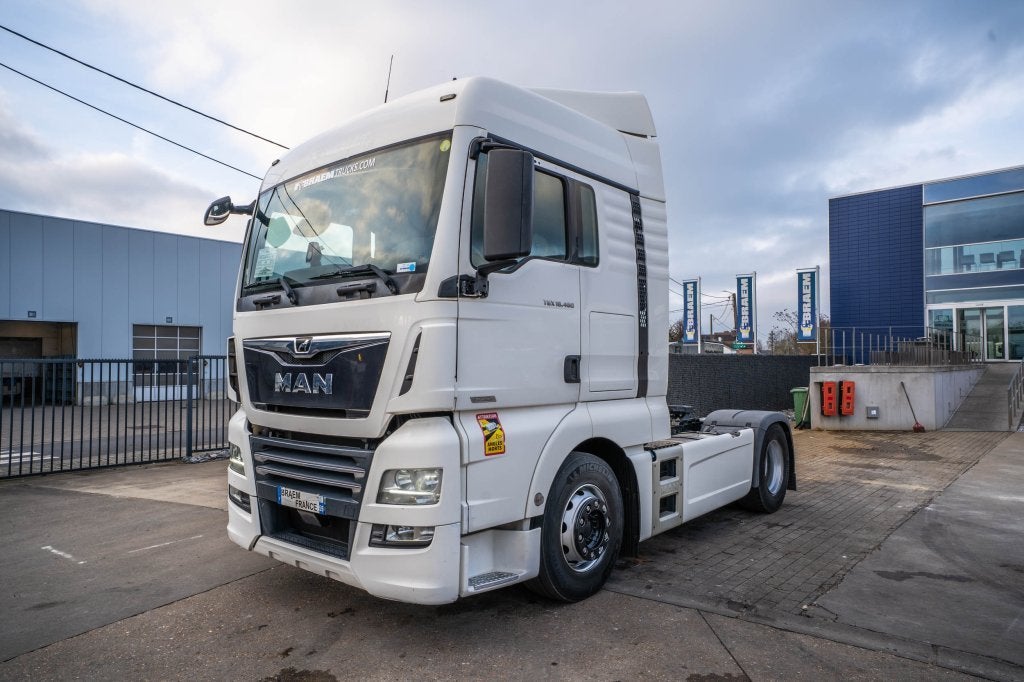 MAN TGX 18.460 XLX + INTARDER (bj 2018), Automaat, Achterwielaandrijving, 338 kW, MAN