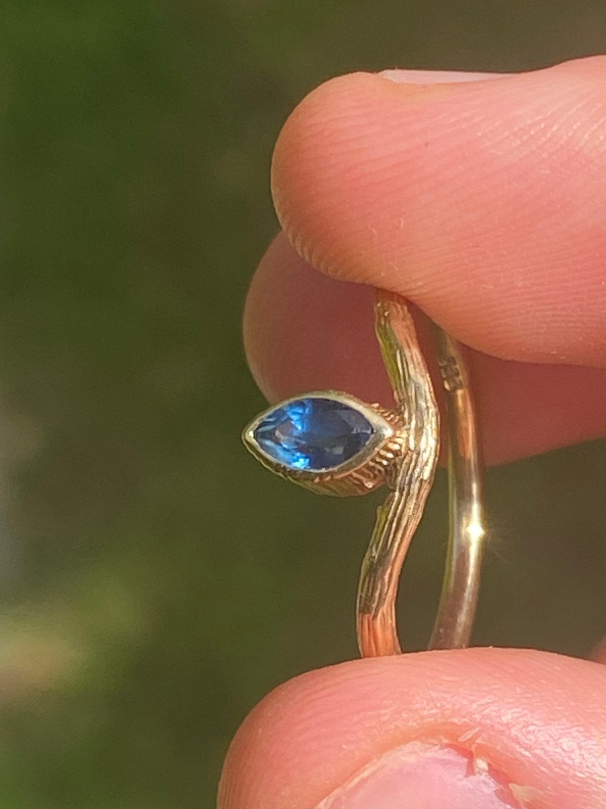 8k gouden ring saffier, Ophalen, Zo goed als nieuw