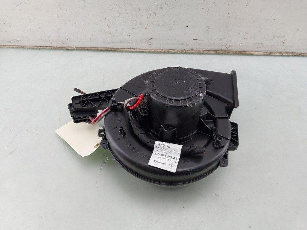 VENTILATEUR RADIATEUR MOTEUR Skoda Fabia III (NJ3), Utilisé, Info@skoda-auto.de, Skoda, Max-Planck-Straße  3-5
64331  Weiterstadt, DE