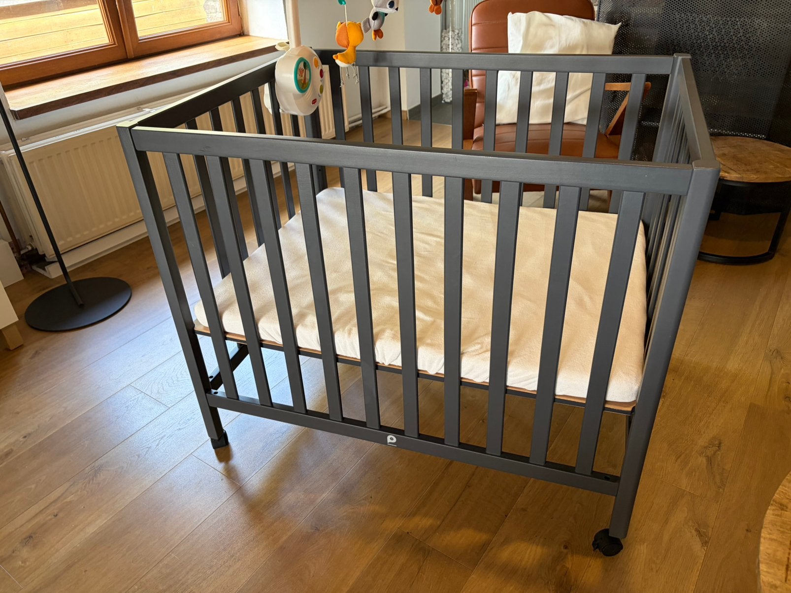 Parc bébé (comme neuf !), Kinderen en Baby's, Ophalen, Zo goed als nieuw, Wieltjes