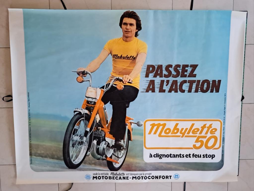 Mobylette Motobecane - ABRI poster 120x170cm - 1973, Fietsen en Brommers, Brommeronderdelen | Oldtimers, Nieuw, Overige merken