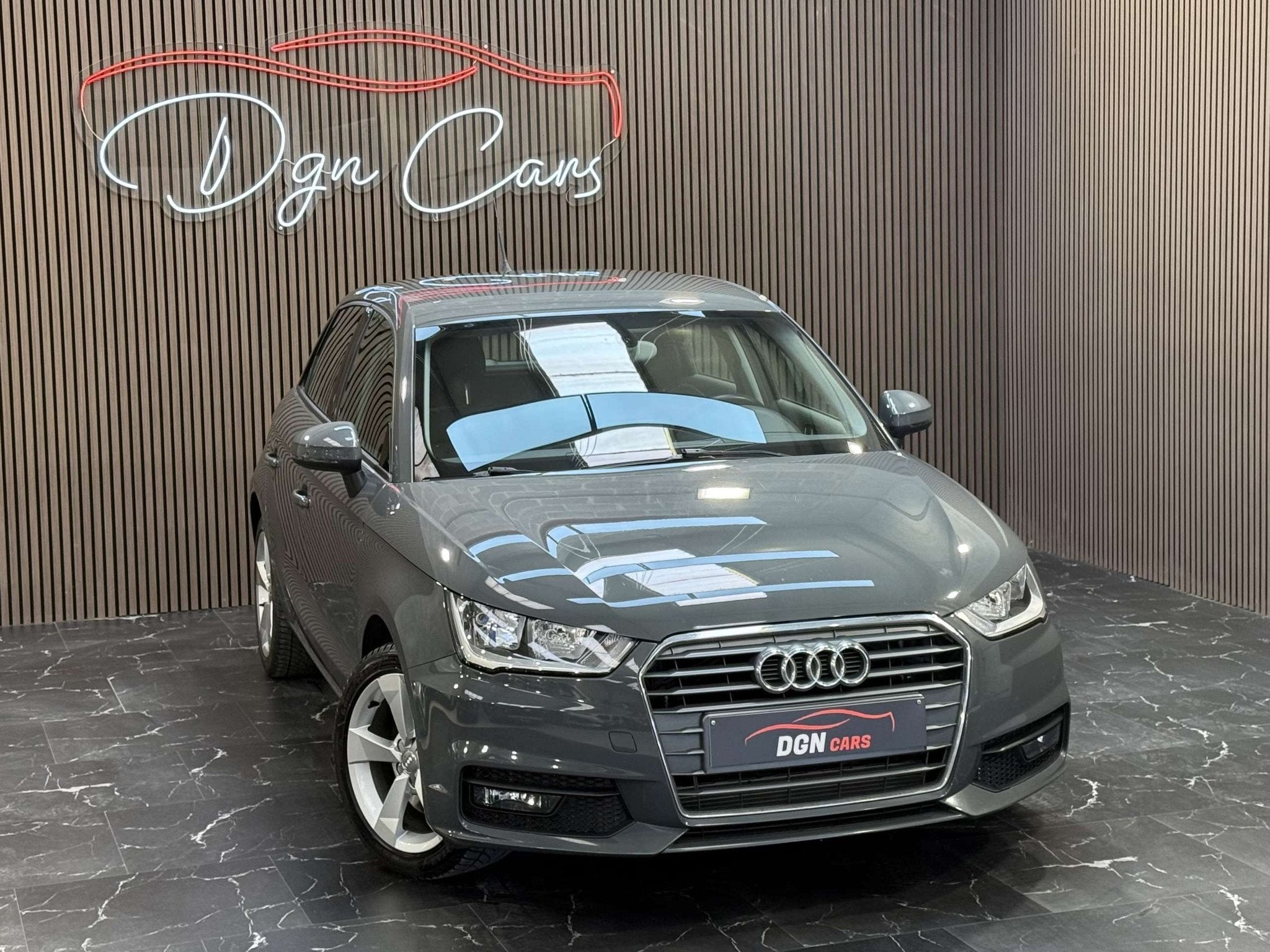 Audi A1 A1 Sportback 1.4 TFSI Sport, Autos, 1395 cm³, Argent ou Gris, Achat, Euro 6