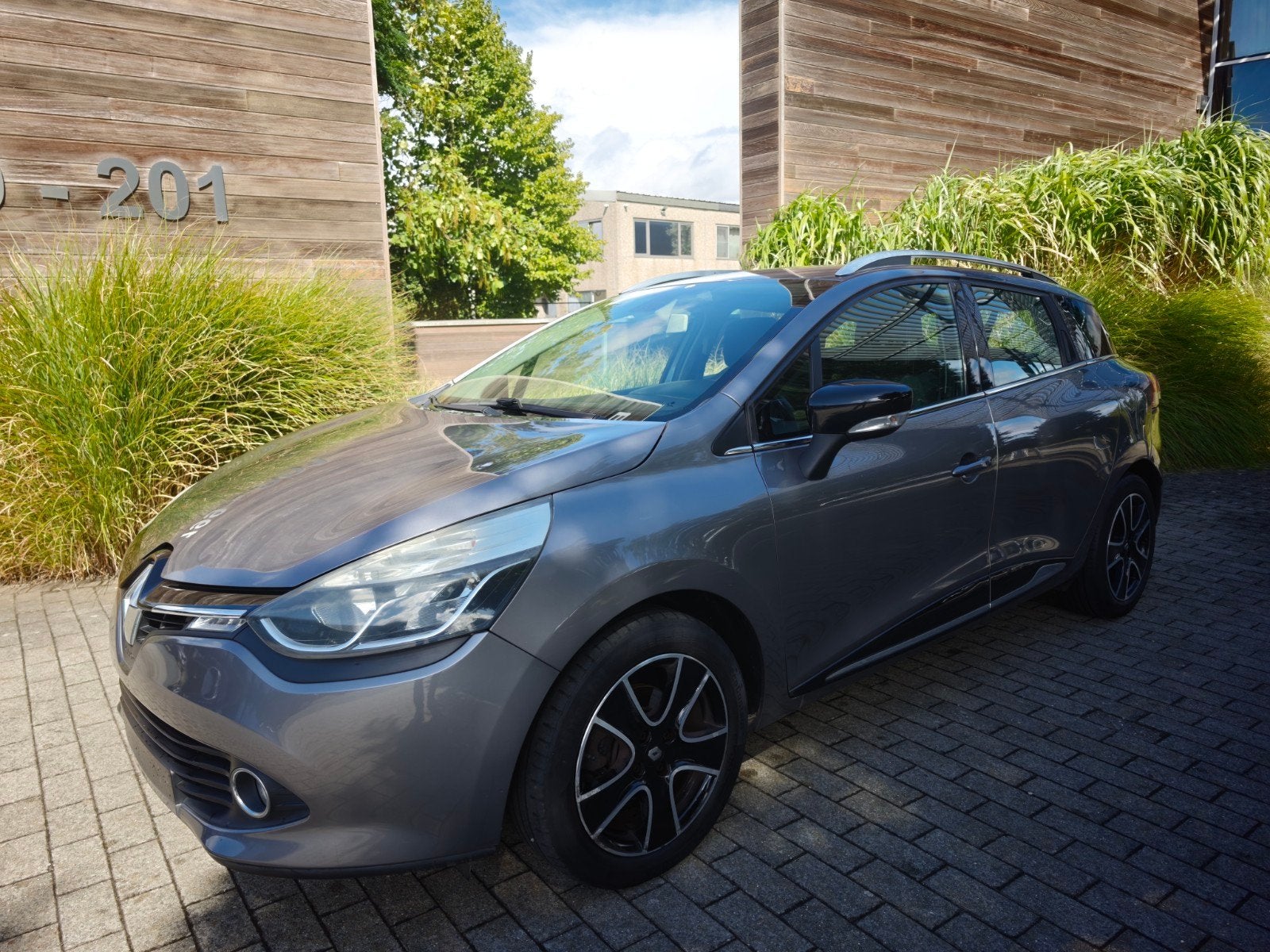Renault Clio/année 2014/essence/Airco, Euro 5, Achat, Entreprise, Carnet d'entretien