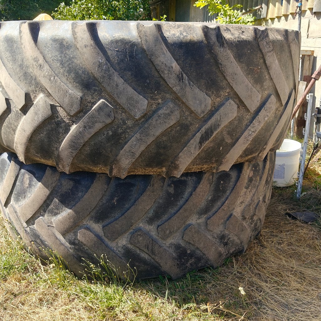 Banden mitas 650/65r42, Zakelijke goederen, Landbouw | Onderdelen | Banden, Velgen en Assen, Ophalen
