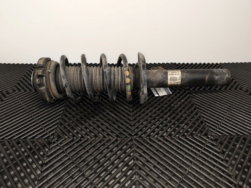 AMORTISSEUR OU ABSORBEUR DE CHOC AVANT GAUCHE (|3C0413031AQ|, Volkswagen, Volkswagen AG, Utilisé, Kundenbetreuung@volkswagen.de