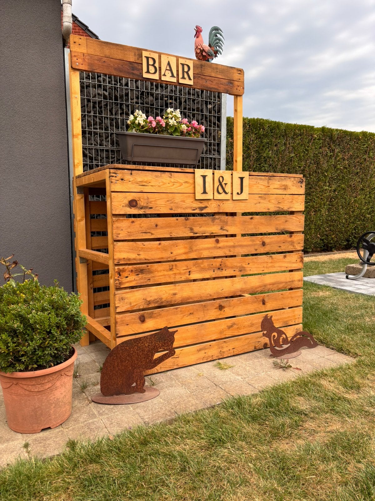 Bar extérieur événementiel, Enlèvement, Comme neuf, Bois