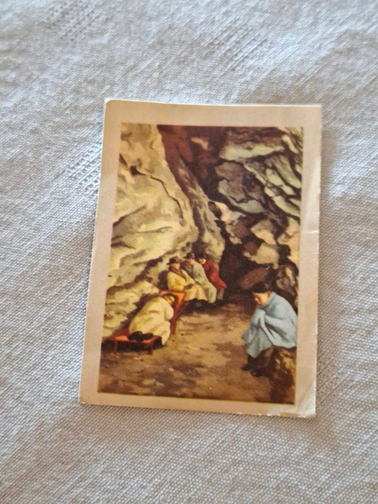 Prentje/Chromo : Geneeskunde in grotten/Chocolade Jacques, Enlèvement ou Envoi, Gravure, Utilisé, Autres sujets/thèmes