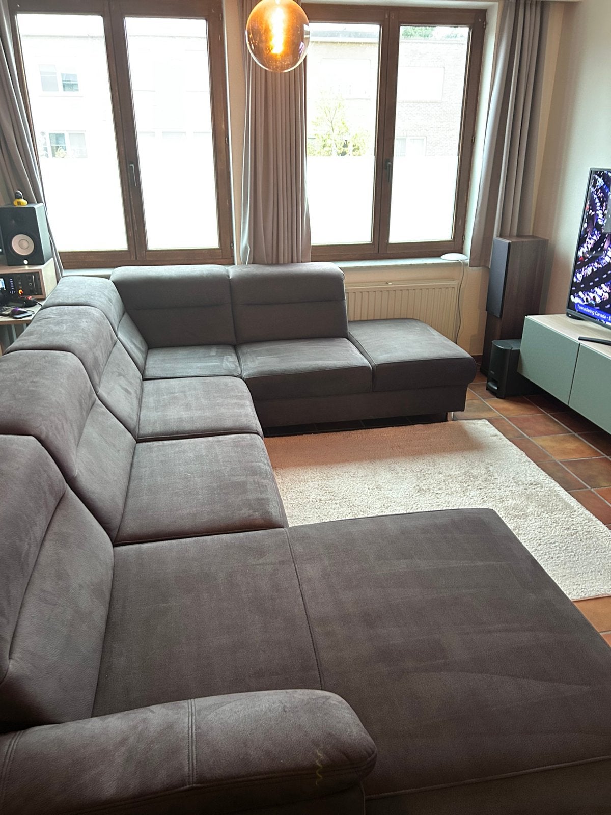 Ruime grijze stoffen hoekzetel met longchair – goede staat, Ophalen, Zo goed als nieuw