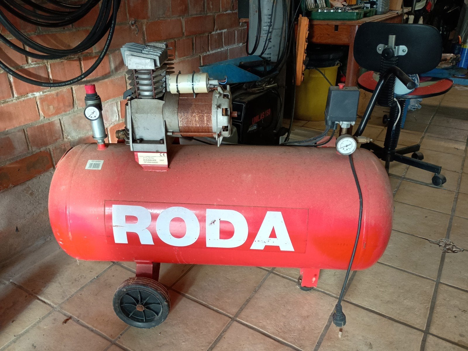 compressor Roda, Doe-het-zelf en Bouw, Ophalen, Gebruikt