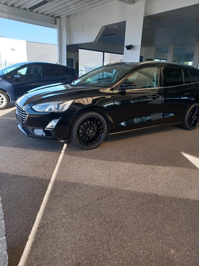 Ford Focus 1.0i EcoBoost 74 kW TREND EDITION BUSINESS, Focus, Achat, Entreprise, Boîte manuelle