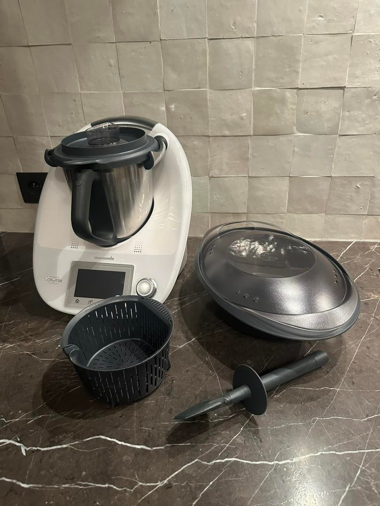 Thermomix TM5, Elektronische apparatuur, Gebruikt, 3 snelheden of meer, Ophalen of Verzenden, 2 tot 3 liter
