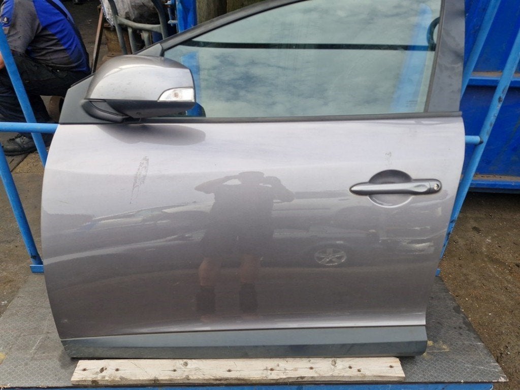PORTE AVANT GAUCHE Renault Megane III Grandtour (KZ), Renault, Utilisé, Peter-Huppertz-Straße 5
51063  Köln, DE, Porte