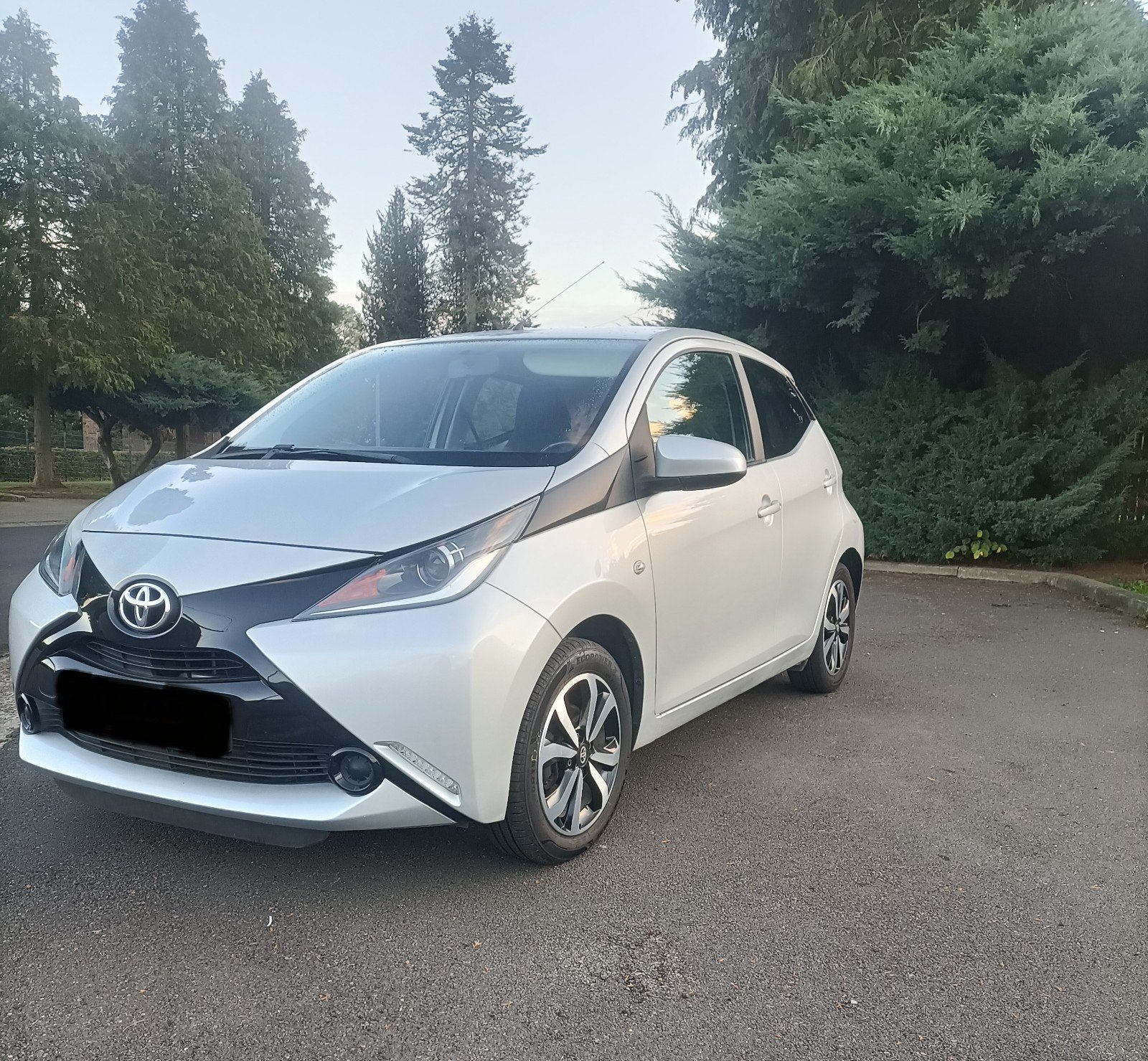 Toyota Aygo 1,0 essence 44000km prêt à immatriculé, Autos, Particulier, Achat