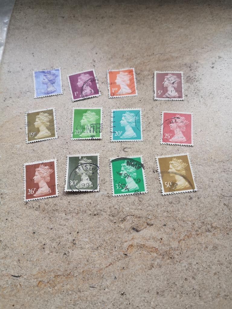 12 postzegels Engeland, Postzegels en Munten, Ophalen of Verzenden
