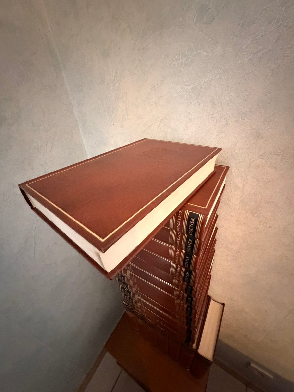 Set van 20 encyclopedieën volledig winkler prins, Antiek en Kunst, Ophalen