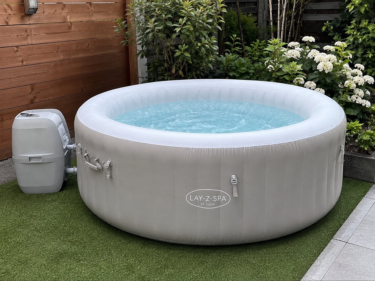 Lay-Z-Spa St. Lucia Jacuzzi, Enlèvement, Comme neuf, Filtre