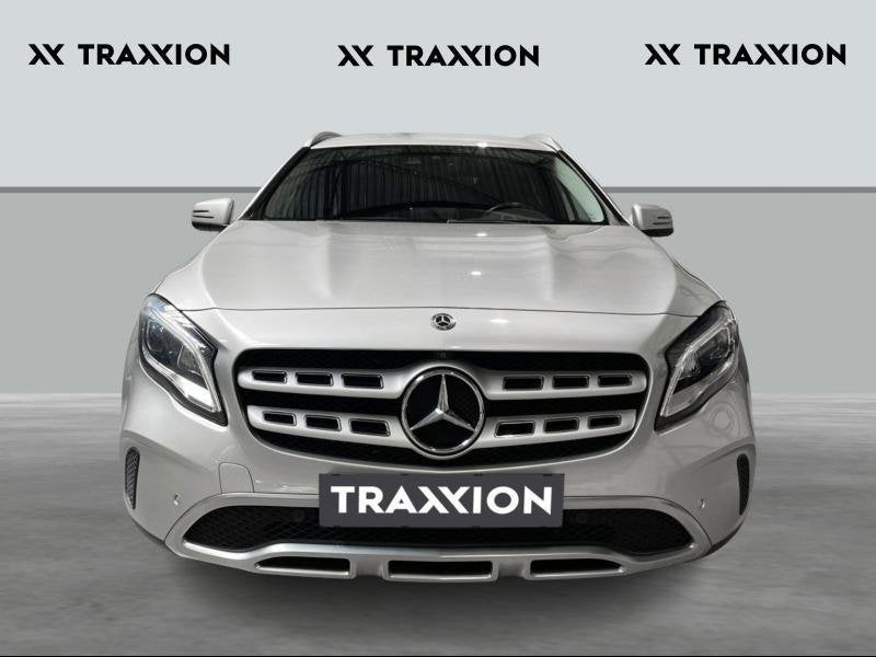 Mercedes-Benz GLA-Klasse GLA 200, Autos, Mercedes-Benz, Argent ou Gris, Euro 6, 156 ch, Noir