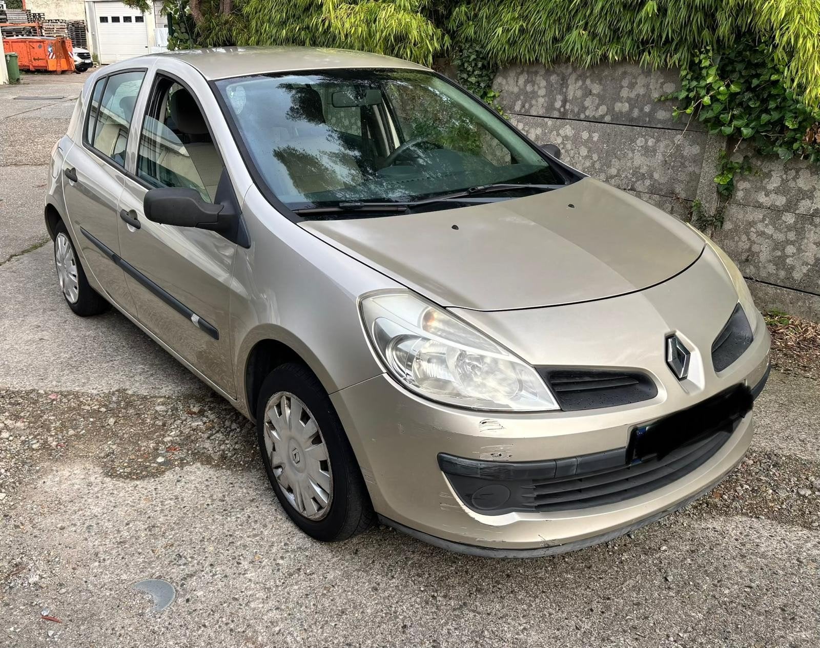 Renault Clio 1.2 essence 130dkm est homologuée, Achat, Boîte manuelle, 5 portes, Particulier