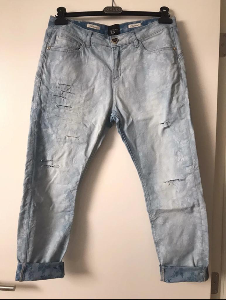 Jeans Twin-Set met blauwe patronen en patchwork, Ophalen of Verzenden, Gedragen, Blauw, W28 - W29 (confectie 36)