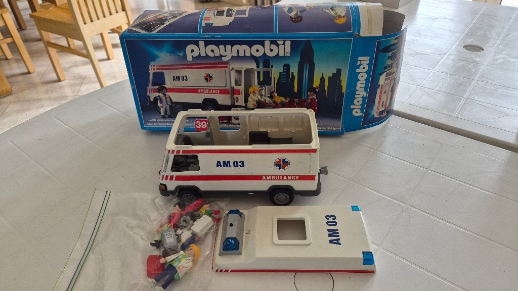 Playmobil Ambulance 3925, Enfants & Bébés, Enlèvement ou Envoi, Kit complet, Utilisé, Véhicule