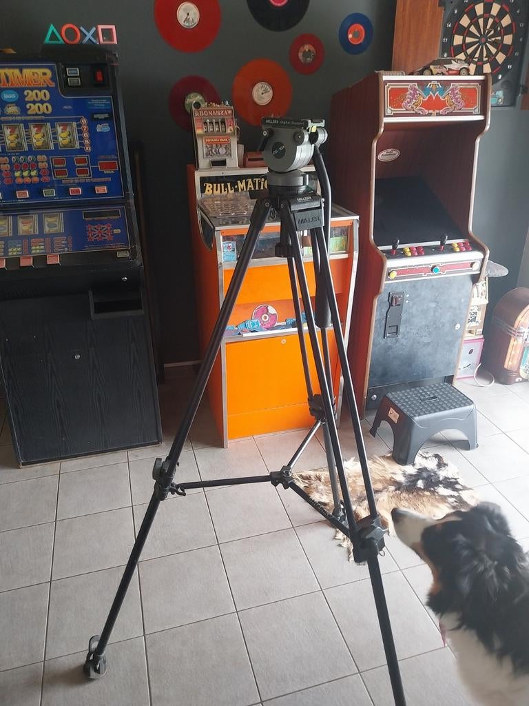 Tripod miller, Audio, Tv en Foto, Fotografie | Statieven en Balhoofden, Ophalen