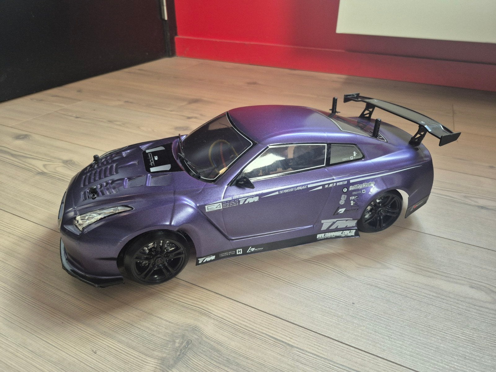 rc drift car Team Magic R35, Ophalen