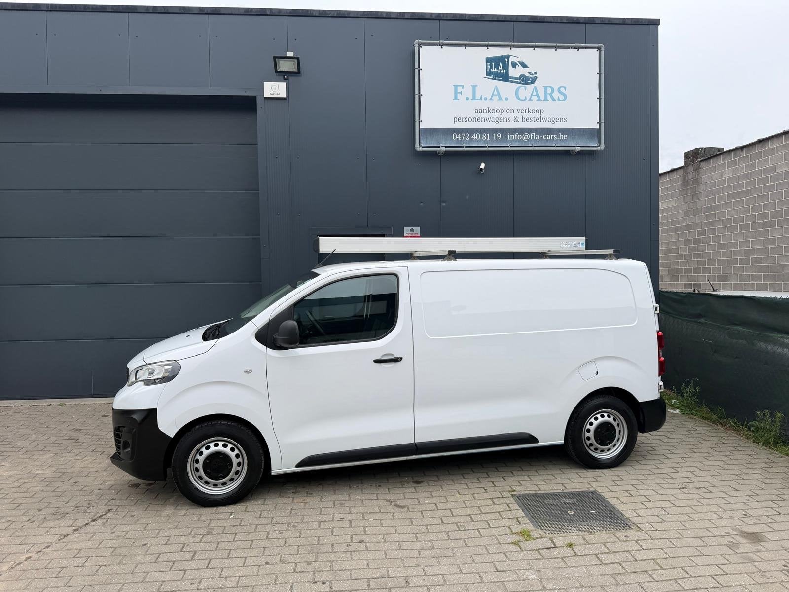 PEUGEOT EXPERT 1.5HDI BJ2023 L2 EURO6D TREKHAAK BAGAGEDRAGER, Autos, Achat, 87 kW, Entreprise, 3 places