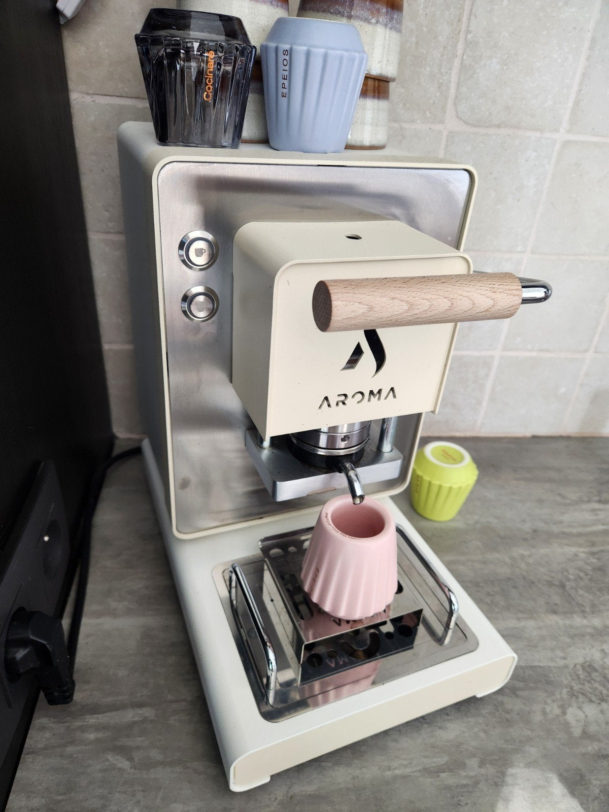 E.S.E espressomachine Aroma iconica, Elektronische apparatuur, Ophalen, Espresso apparaat, Zo goed als nieuw, Koffiepads en cups