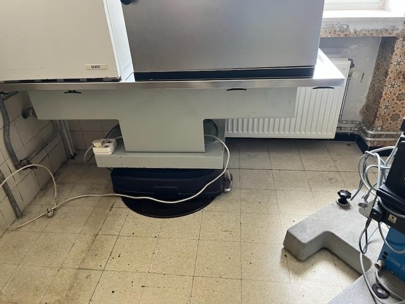 verstelbare consultatietafel, Ophalen