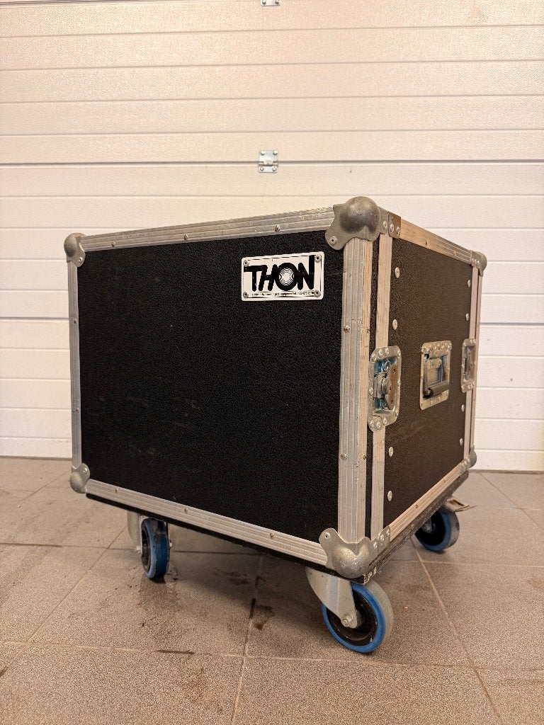 Flightcase 19" rack - Thon, Muziek en Instrumenten, Behuizingen en Koffers, Ophalen, Gebruikt, Flightcase