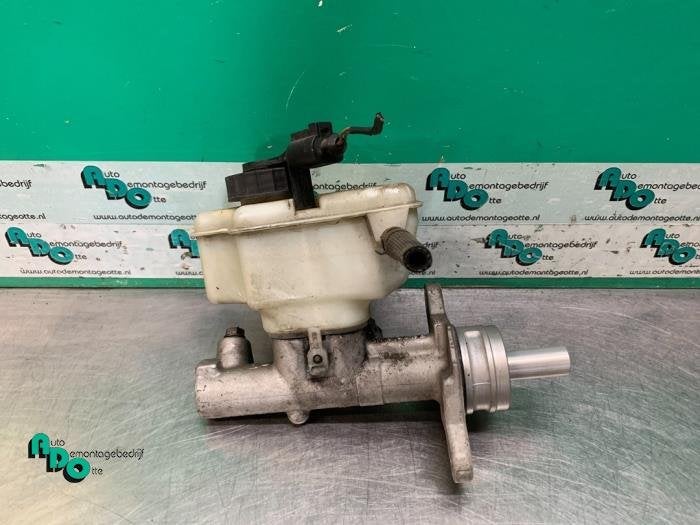 Cylindre de frein principal d'un Volkswagen Golf (Golf 04-), Autos : Pièces & Accessoires, Volkswagen, -, 3 mois de garantie, Utilisé
