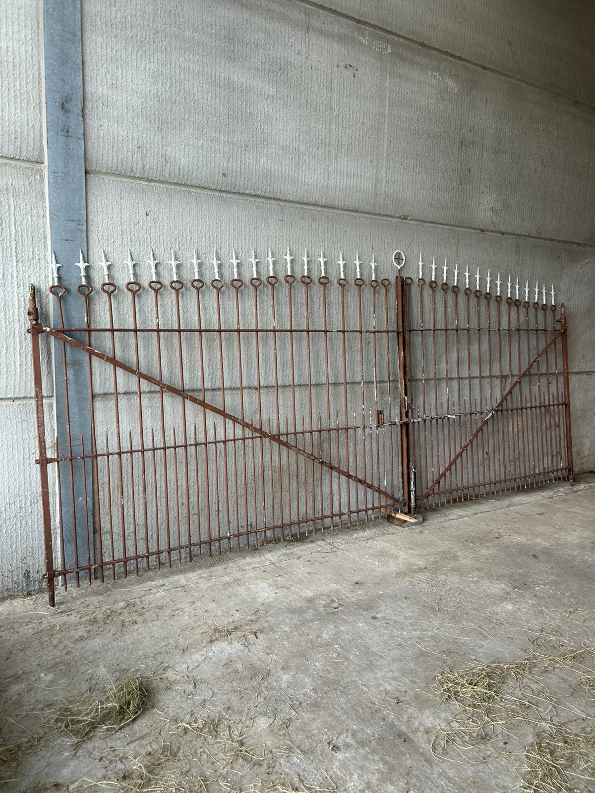 Antiek vol smeedijzeren dubbel hekken of poort 4m55, Jardin & Terrasse, Clôtures de jardin, Enlèvement, Utilisé, Fer, Porte du jardin