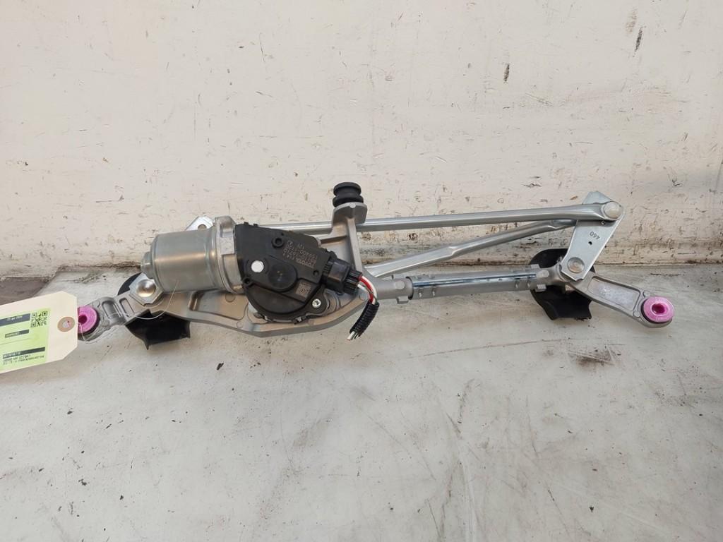 RUITENWISSER MECH + MOTOR Toyota Corolla Cross (01-2020/-), Gebruikt, Kundenbetreuung@toyota.de, Toyota, Toyota-Allee 2
50858  Köln, DE