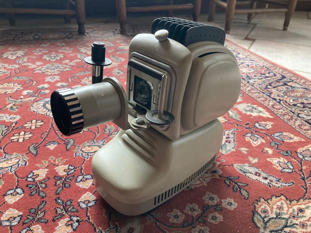 Vintage Noris Trumph halogeen diaprojector, Enlèvement