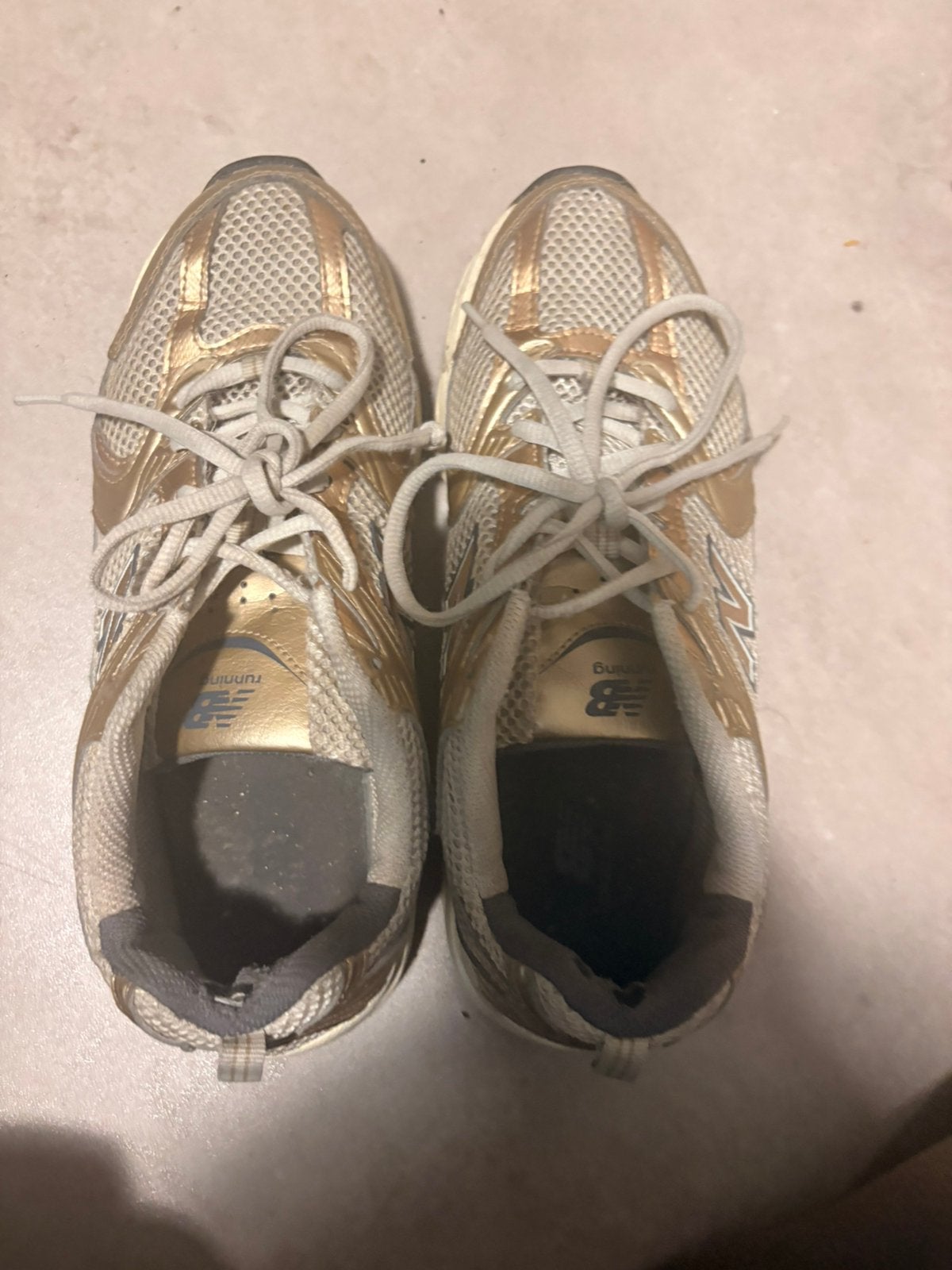 New Balance 39, Vêtements | Hommes, Chaussures, Enlèvement, Comme neuf