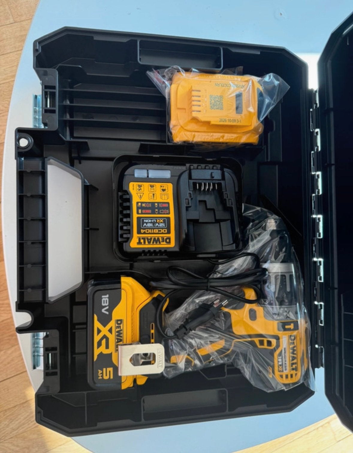 DeWalt DCD796P2 met 2 5ah accu’s, Ophalen, Zo goed als nieuw