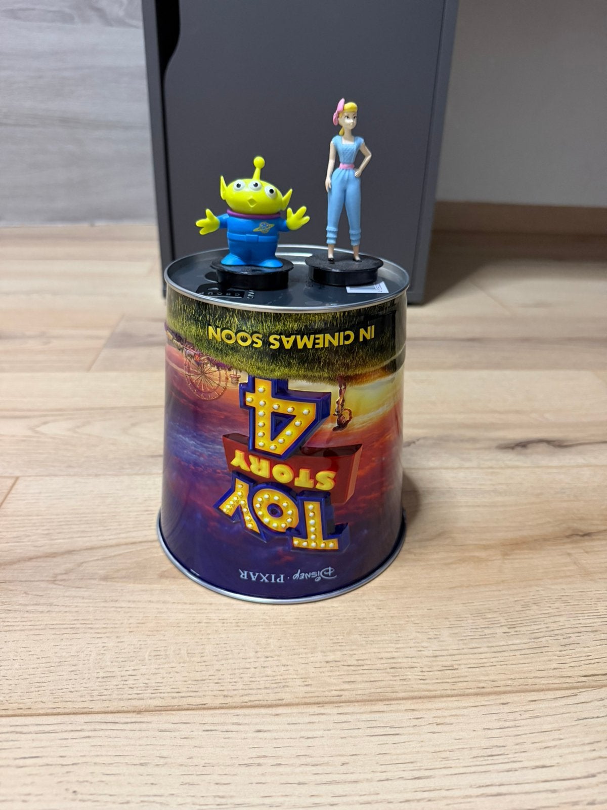 Lot collector cinéma Toy Story Seau + 2 figurines toppers, Enlèvement ou Envoi, Comme neuf
