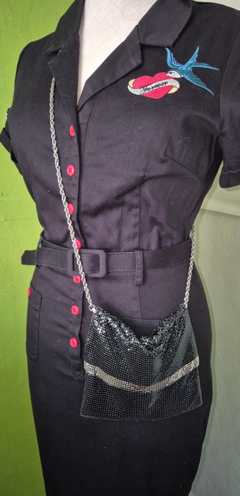 Prachtig vintage avondtasje van Atelier Munch, Handtassen en Accessoires, Tassen | Damestassen, Avondtasje, Zwart, Ophalen of Verzenden