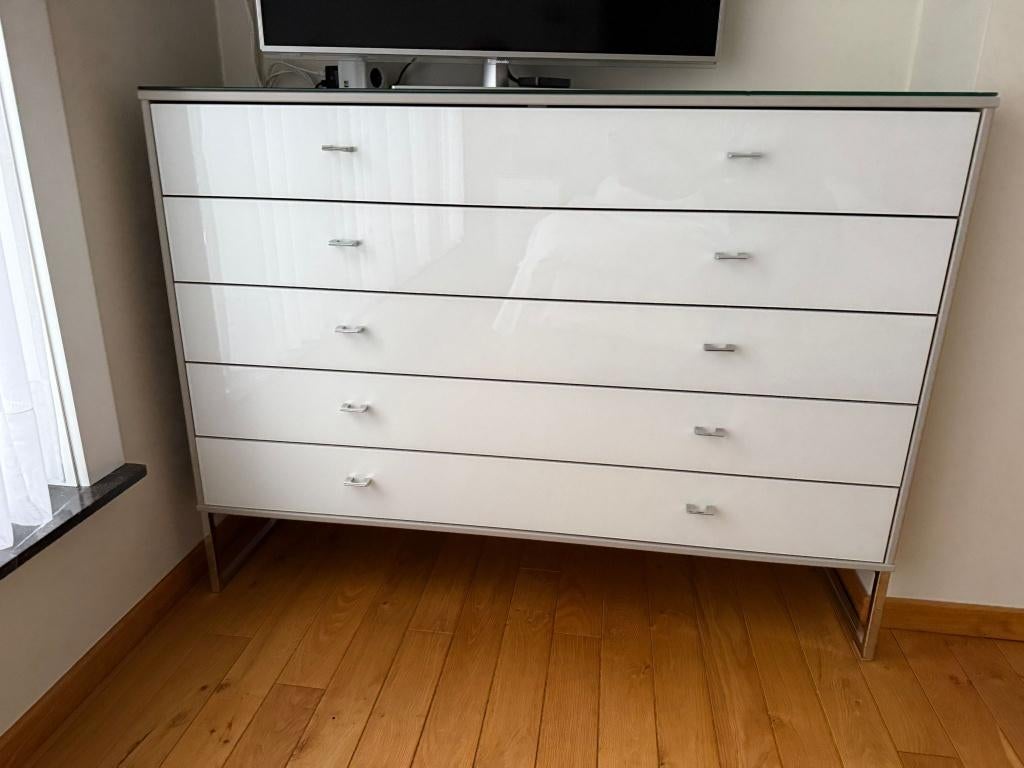 Prachtige commode in nieuwe staat., Ophalen, 100 tot 150 cm, 100 tot 150 cm, Met lade(s)