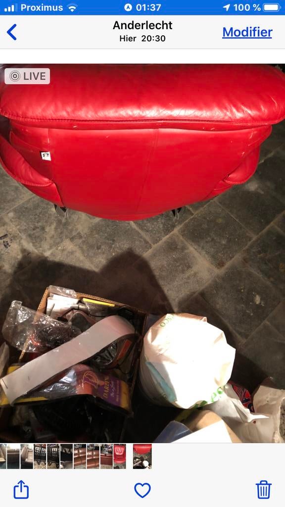 Vends Fauteuil en cuire  couleur rouge tres binbe etat 80, Maison & Meubles, Fauteuils, 75 à 100 cm, Moderne tournante, Enlèvement