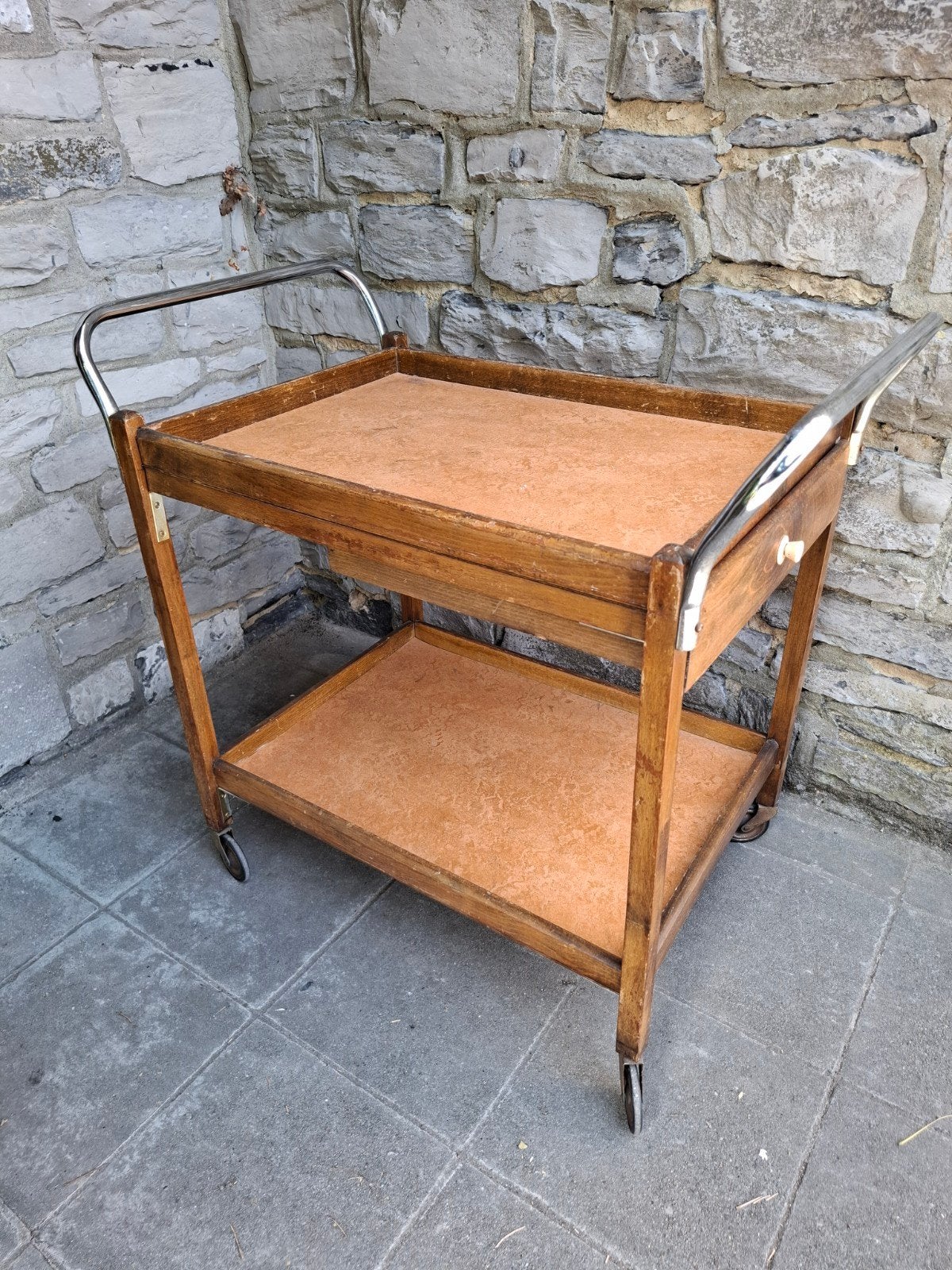 Superbe desserte vintage TORCK – Chariot bar en bois, Ophalen