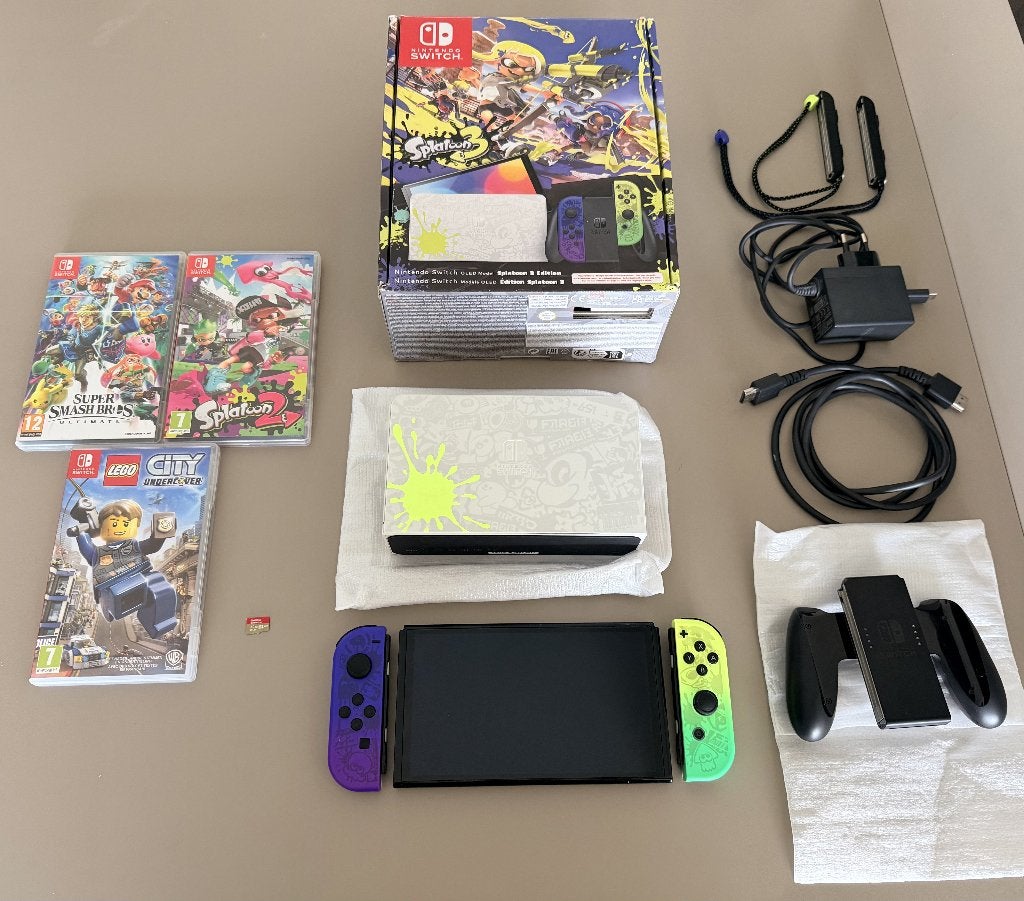 Nintendo Switch OLED—Splatoon 3 Edition (limited) — compleet, Games en Spelcomputers, Ophalen, Zo goed als nieuw