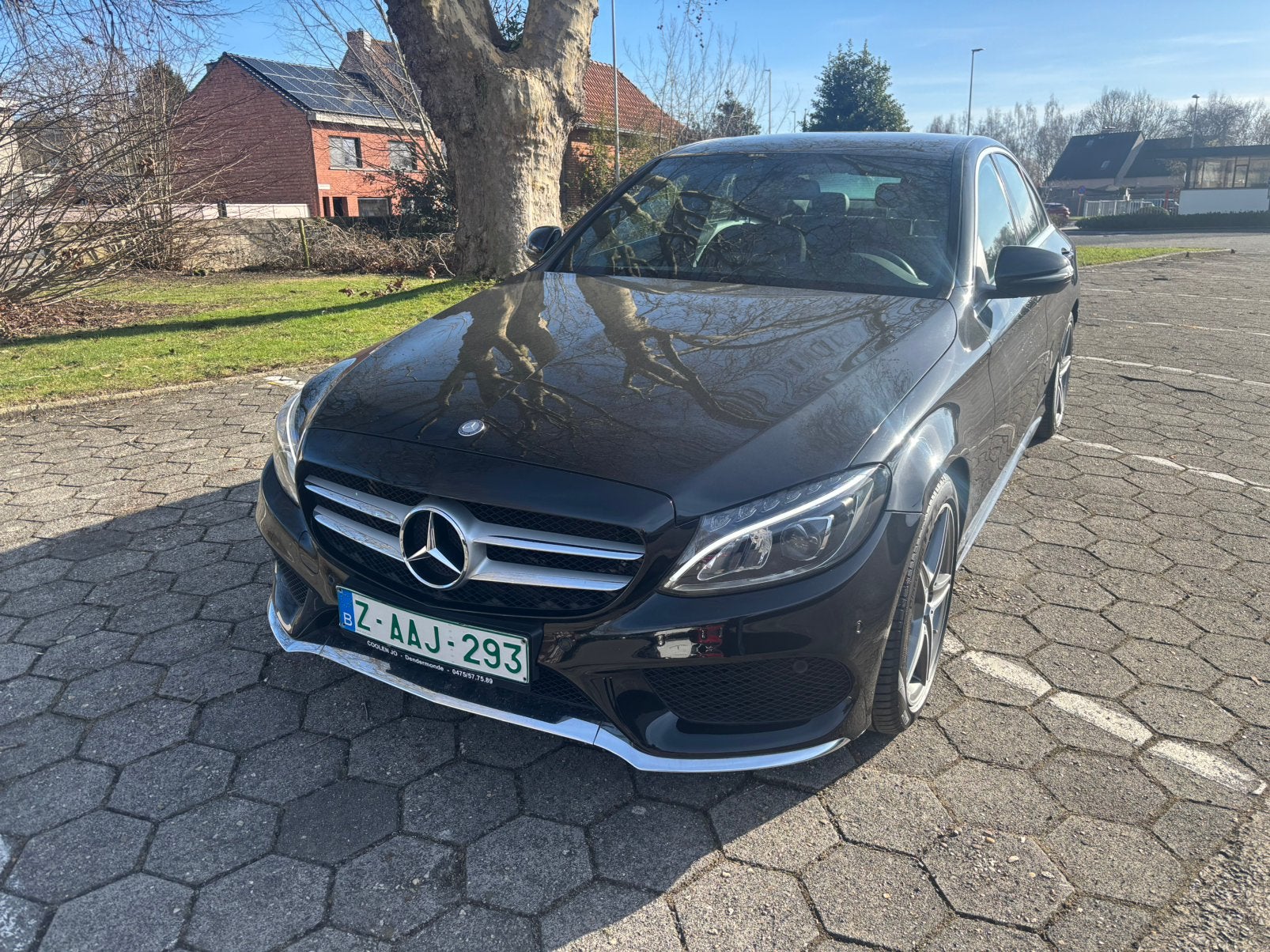 Prachtige Mercedes C180 benzine AMG LINE in top staat ., 4 deurs, Achterwielaandrijving, 1600 cc, Zwart