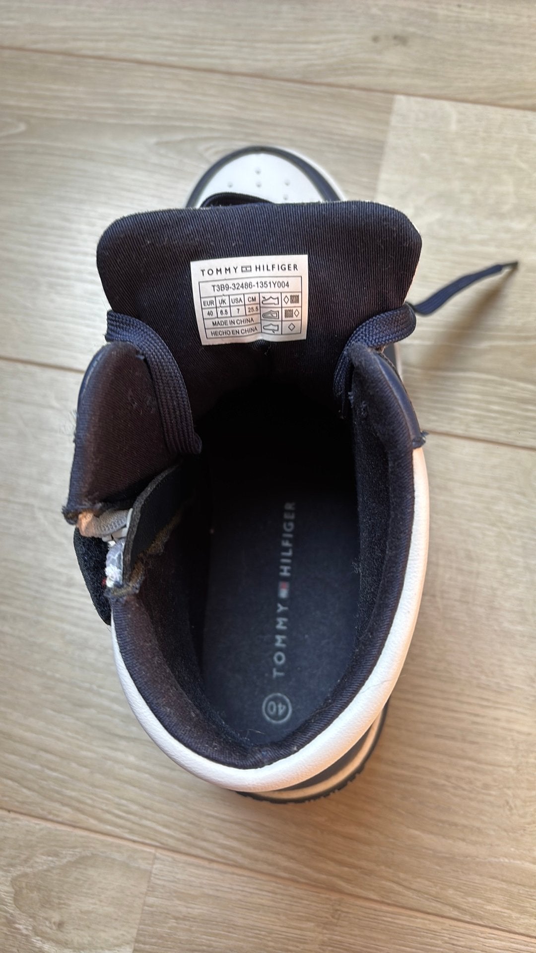 Tommy sneakers met rits, blauw wit rood maat 40, Ophalen, Zo goed als nieuw, Blauw, Sneakers