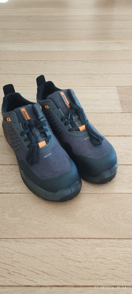 Werkschoenen, Ophalen, Nieuw