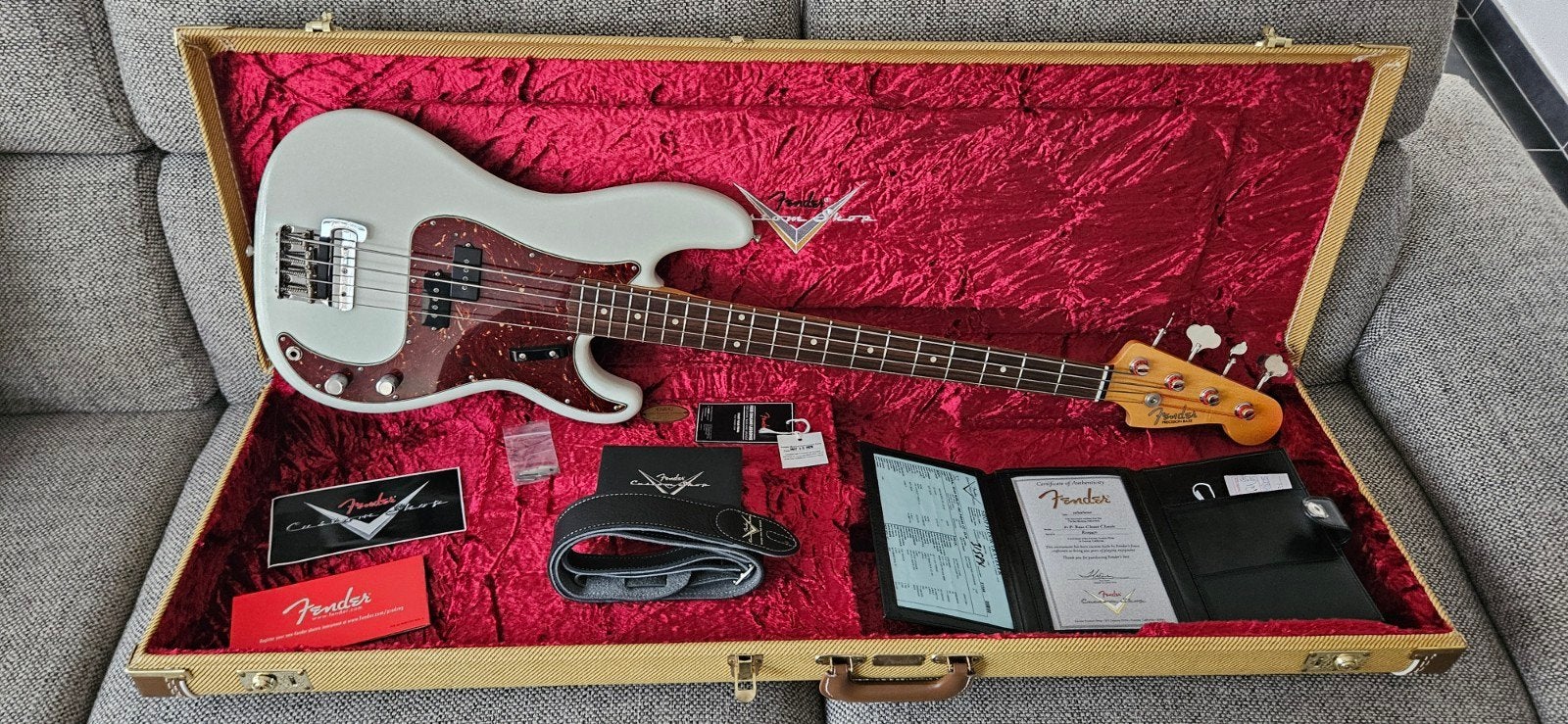 Fender Precision CS Sean Hurley 2020 OW, Ophalen of Verzenden, Zo goed als nieuw